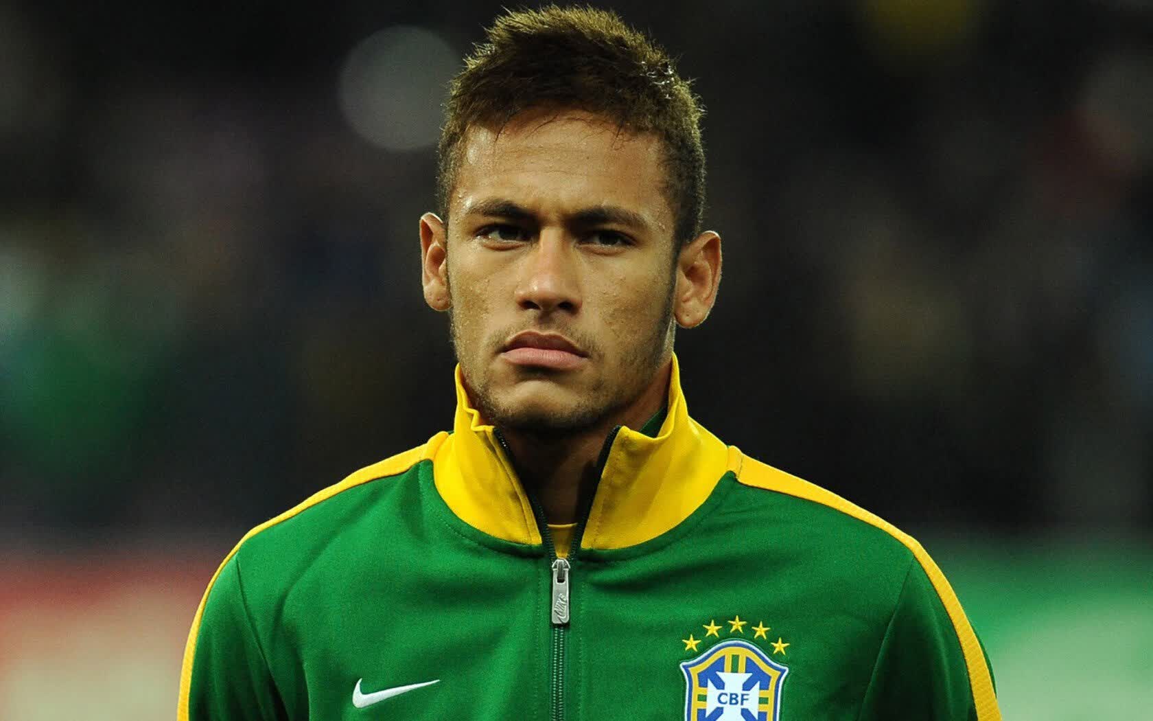 银石孤胆,当勒克莱尔点燃赛道,阿斯顿马丁如何一剑封喉力克雷诺